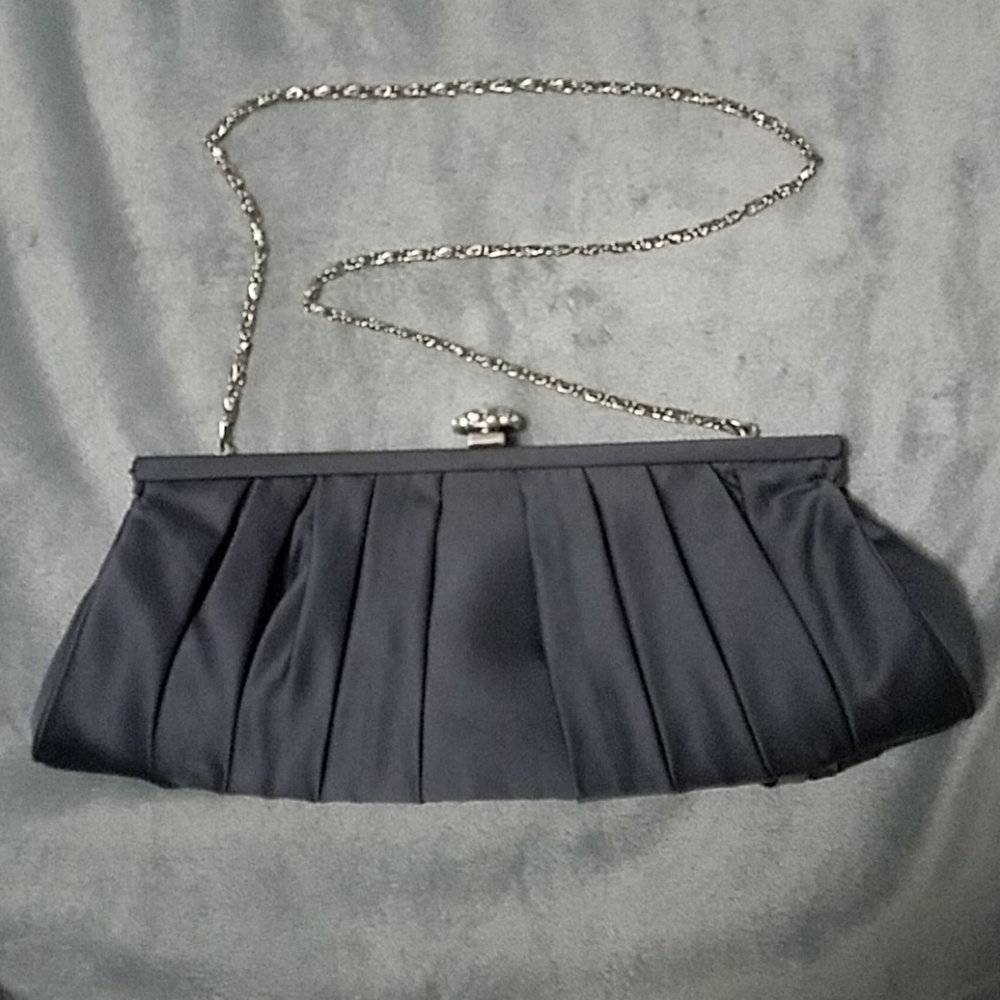 Lulu Townsend Gray Satiny Clutch